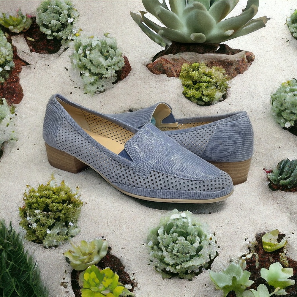 Amalfi by Rangoni ❃ Fabrizia Perforated Suede Moccasin Flats ❃ Chambray Metallic - Picture 15 of 16
